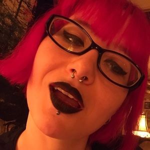 Meet your Posher, Shawna